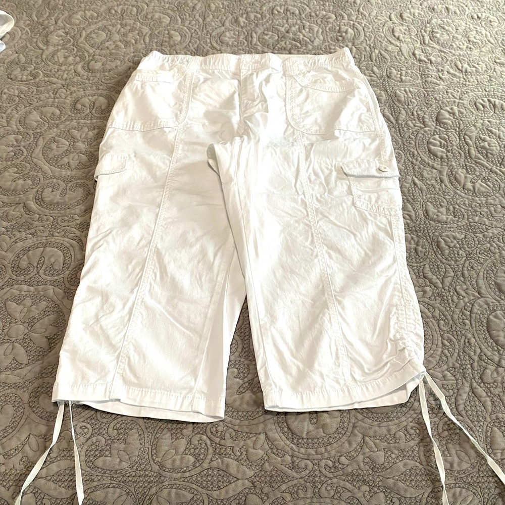 Cato Capris